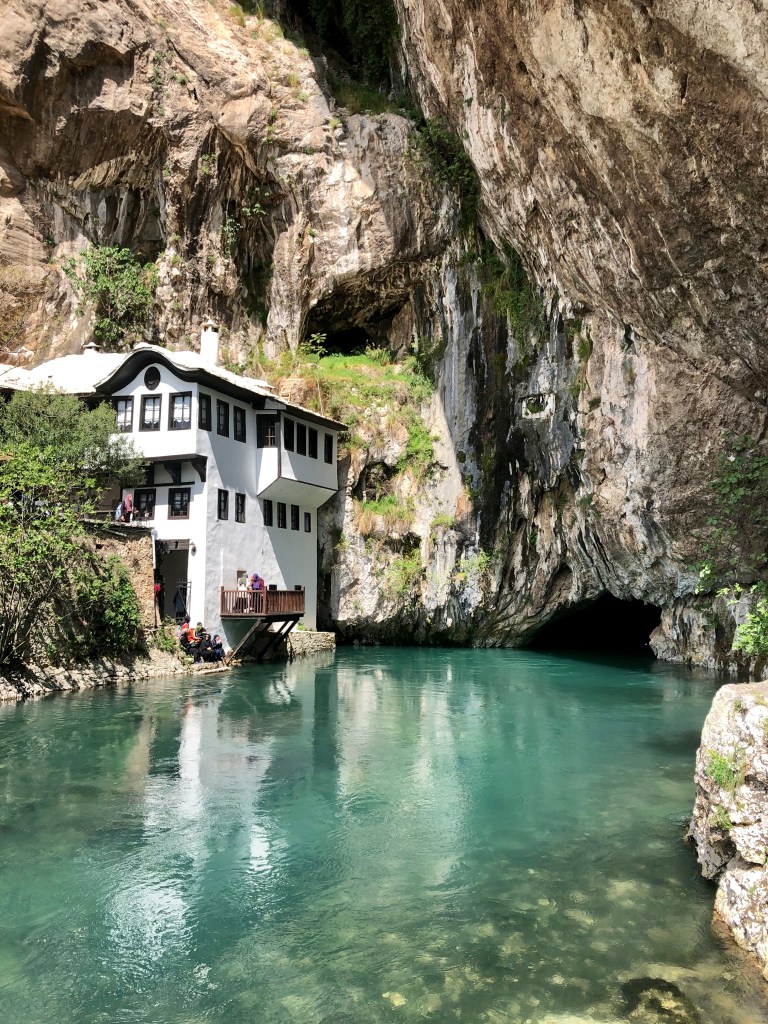 DBF06A6F-9210-4FFA-8F4C-8EF25566E8BD