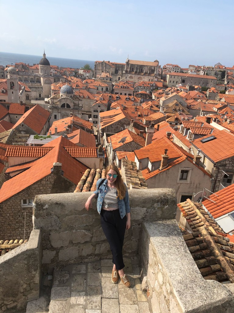 B843EB69-BEAB-495C-B7A2-E571ED0159D7